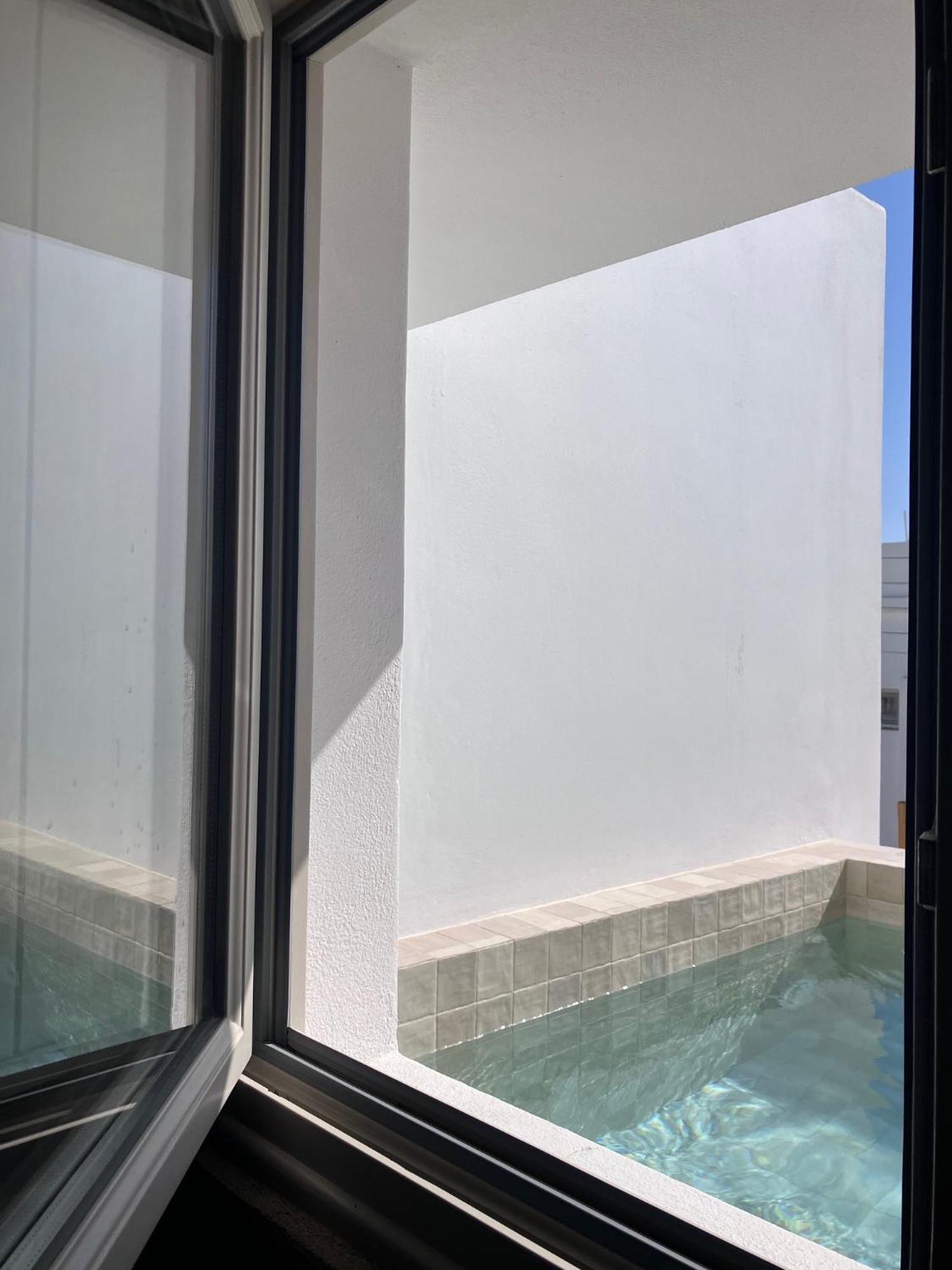 Ethos Vegan Suites Fira  Exteriér fotografie